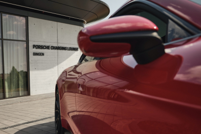 Porsche Charging Lounge