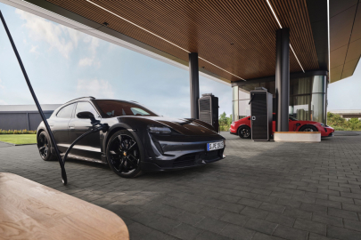 Porsche Charging Lounge