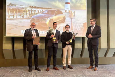 Auto roku 2024 v České republice - ministr Kupka s představiteli Mercedesu-Benz ČR a předsedou poroty Tomášem Hyanem