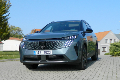 Peugeot 5008 Hybrid 136 e-DCS6