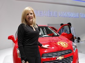 Susan Dochertyová a Chevrolet Trax v barvách Manchesteru United