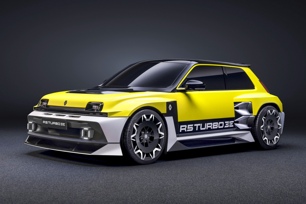 Renault 5 Turbo 3E byl potvrzen jako sériový model