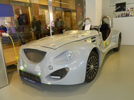autoweek.cz - Výstava elektromobilů v Praze