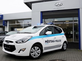 autoweek.cz - Hyundai ix20 CNG pro Městskou policií Ostrava