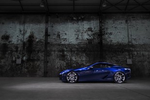 Lexus LF-LC Blue