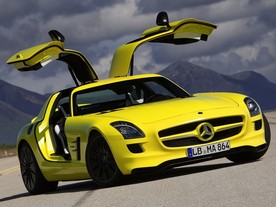 Mercedes-Benz SLS AMG E-CEL