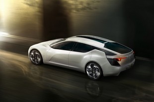 autoweek.cz - Křivky budoucnosti v reálu - Opel Flextreme GT/E Concept  